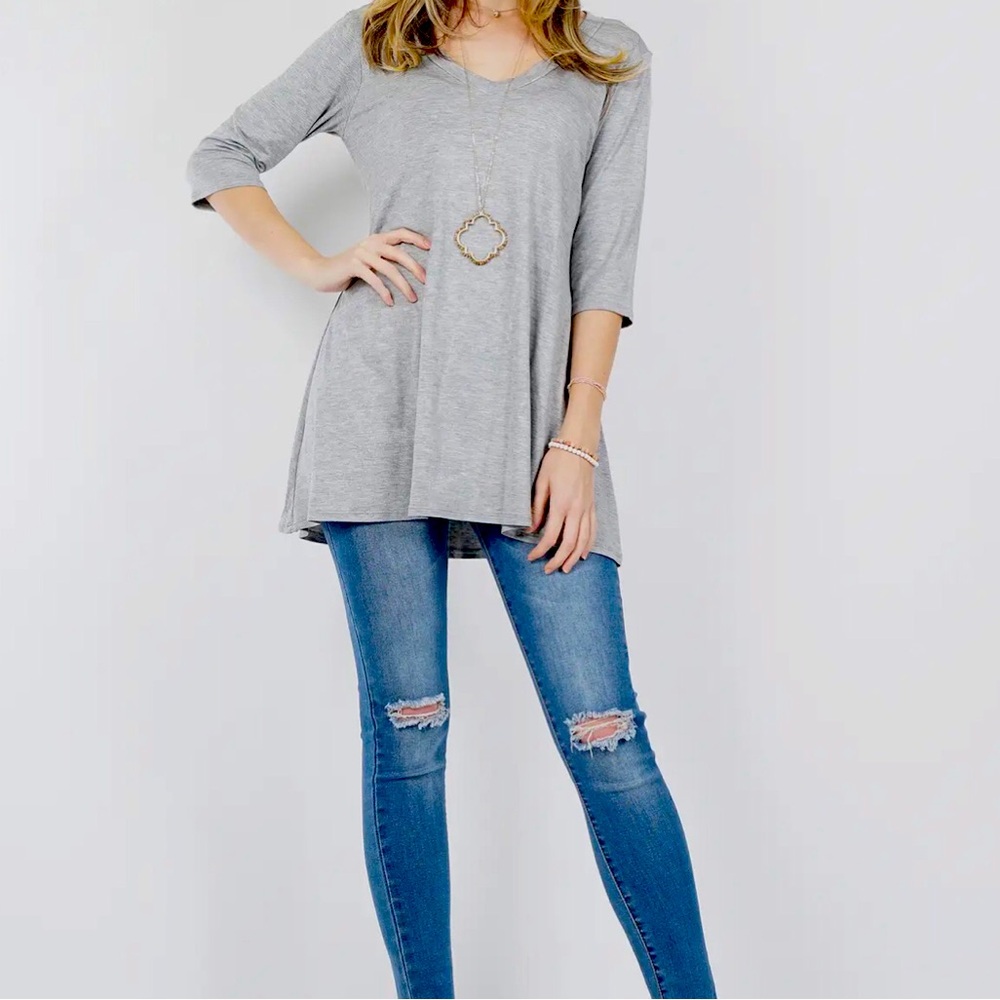 Dani Gray Swing V Neck Tunic - Picture 3 of 3